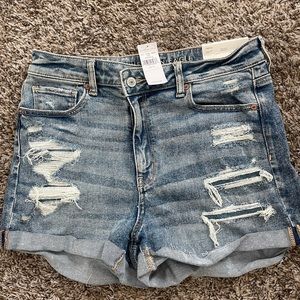 American eagle mom shorts- new with tags